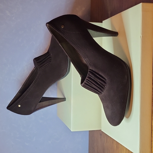 Adra Kidsuede 4" Heel - Picture 4 of 8